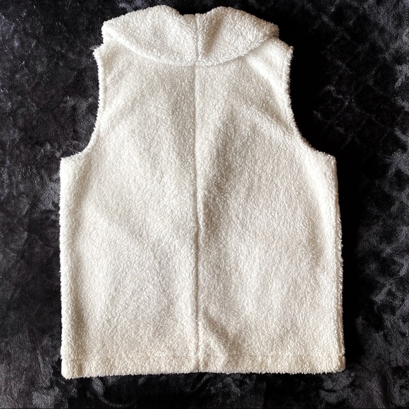 LOFT Sherpa Open Front Vest Shawl Collar White - Picture 3 of 4